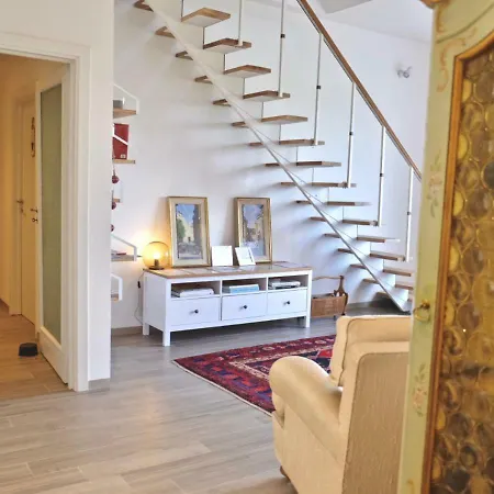 Chianti House 게스트하우스 *